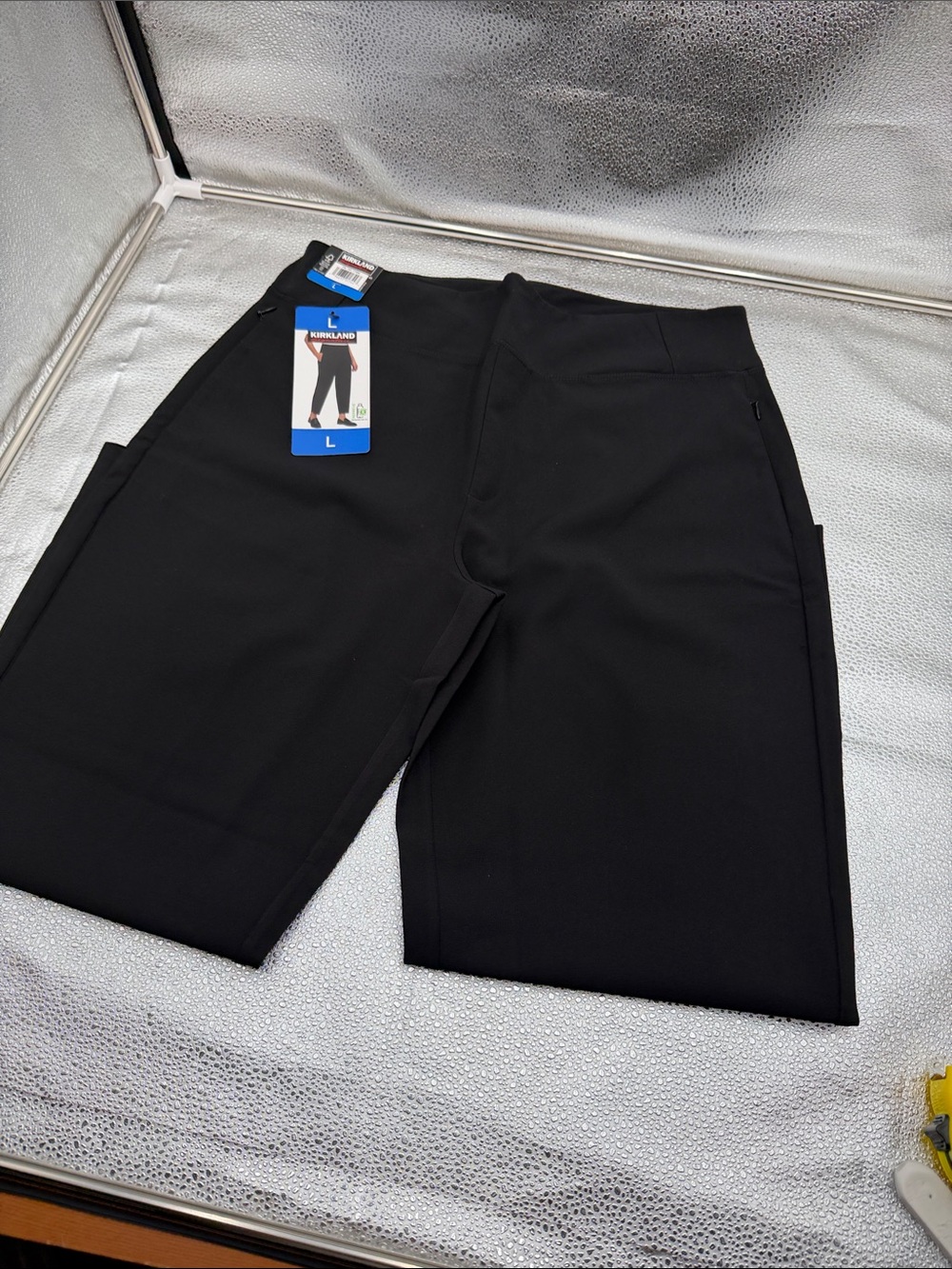 Brand new Kirkland ladies’ ankle pant-Black-L